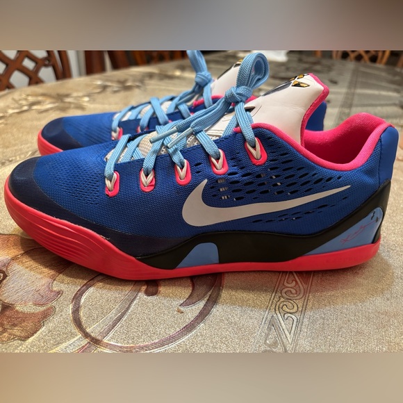 🏀 RARE LIMITED EDITION Nike Kobe 9 EM GS “Hyper Pink ” Cobalt Edition size 7Y 🏀 - Picture 12 of 16